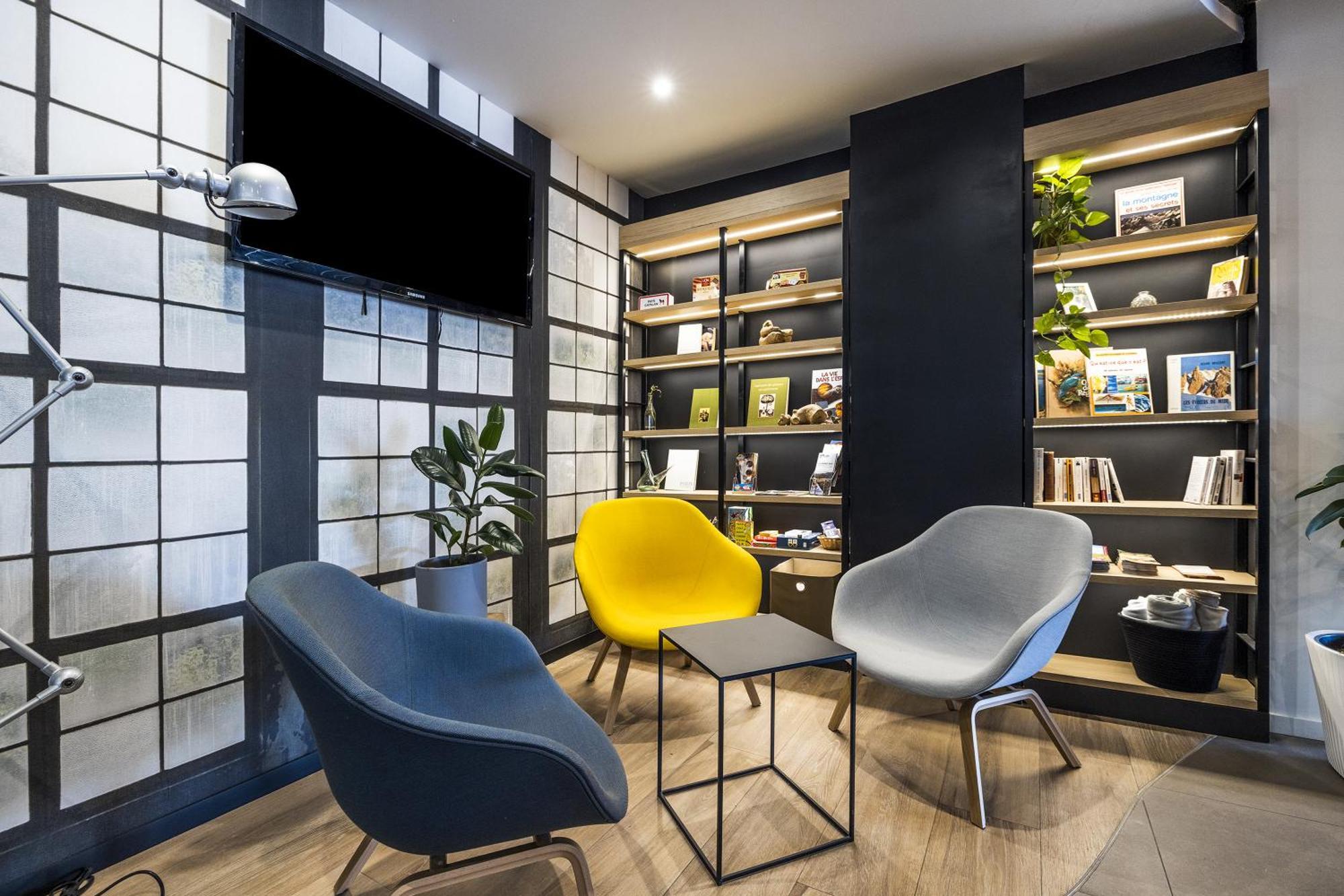 Campanile Perpignan Nord - Aeroport Hotel Rivesaltes Ngoại thất bức ảnh
